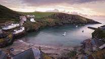 Set in the heart of Port Isaac, retrace the steps of your favourite fictional characters and movie stars as you approach the pretty harbour, which features in a number of films and television series