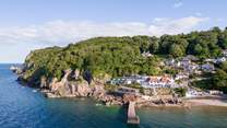 Step out from the front door of Cobalt and uncover all there is to see and do nearby in Babbacombe