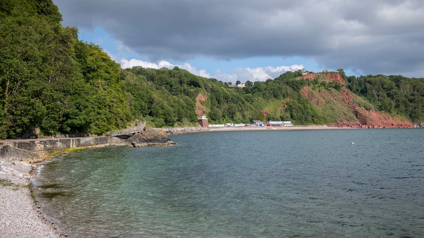 Explore the coastline of South Devon in Boutique style