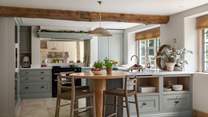 You'll find all you could need to craft culinary treasures beaneath rustic beams in this heavenly space 