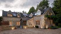 Staycation dreams await at our heavenly homestay in the Cotswolds...