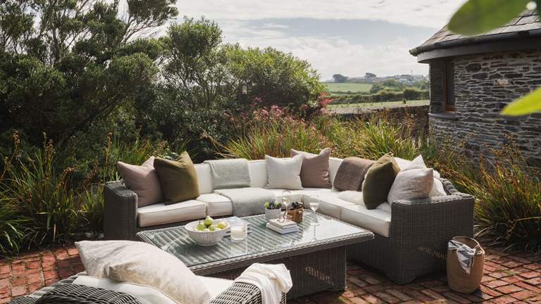 Halcyon - Sleeps 8 + cot - Padstow