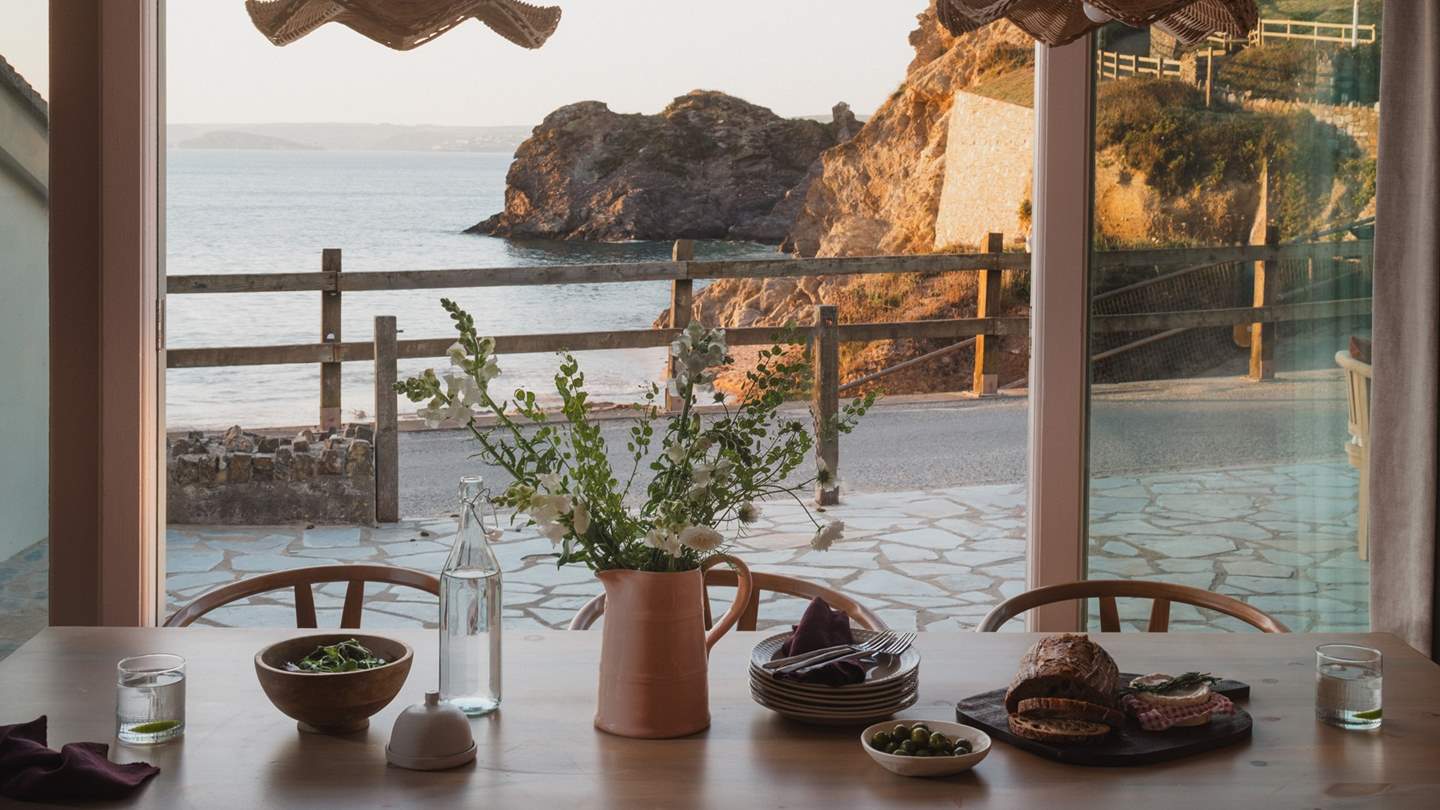 There's no better setting for divine dinners with a backdrop of dusky skies 