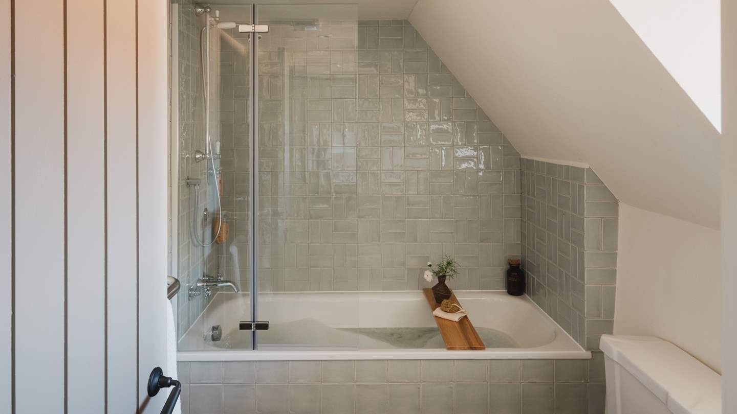 Savour dreamy soaks in the family bathroom after days exploring the coast 