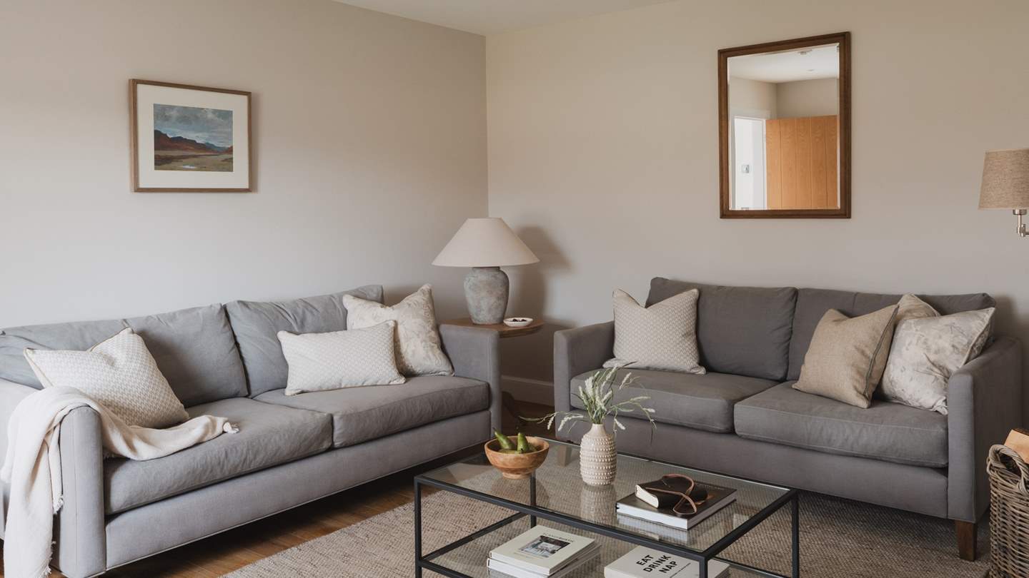 Gather around with loved ones whilst savouring postcard-worthy views