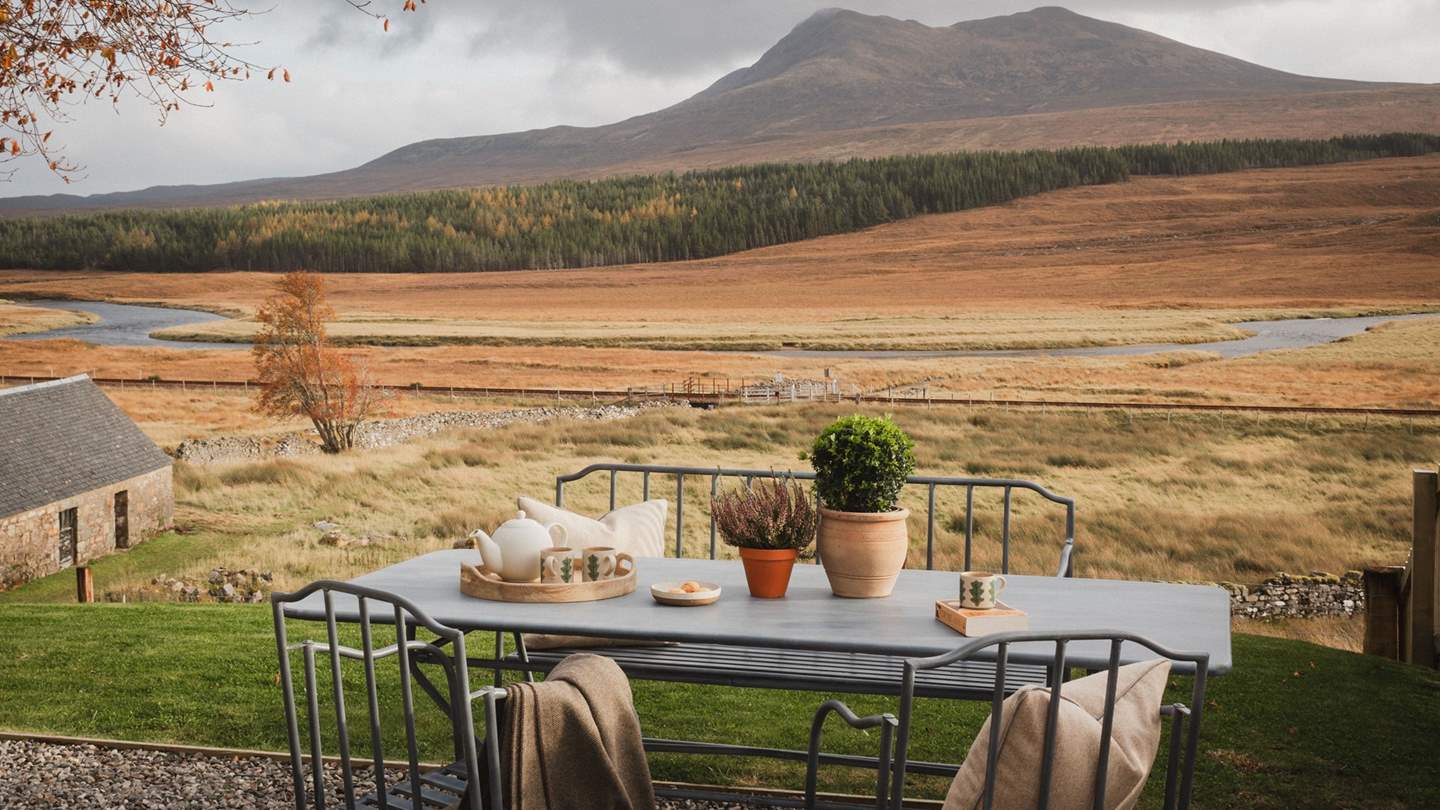 Blissful evenings reside around the outdoor dining table