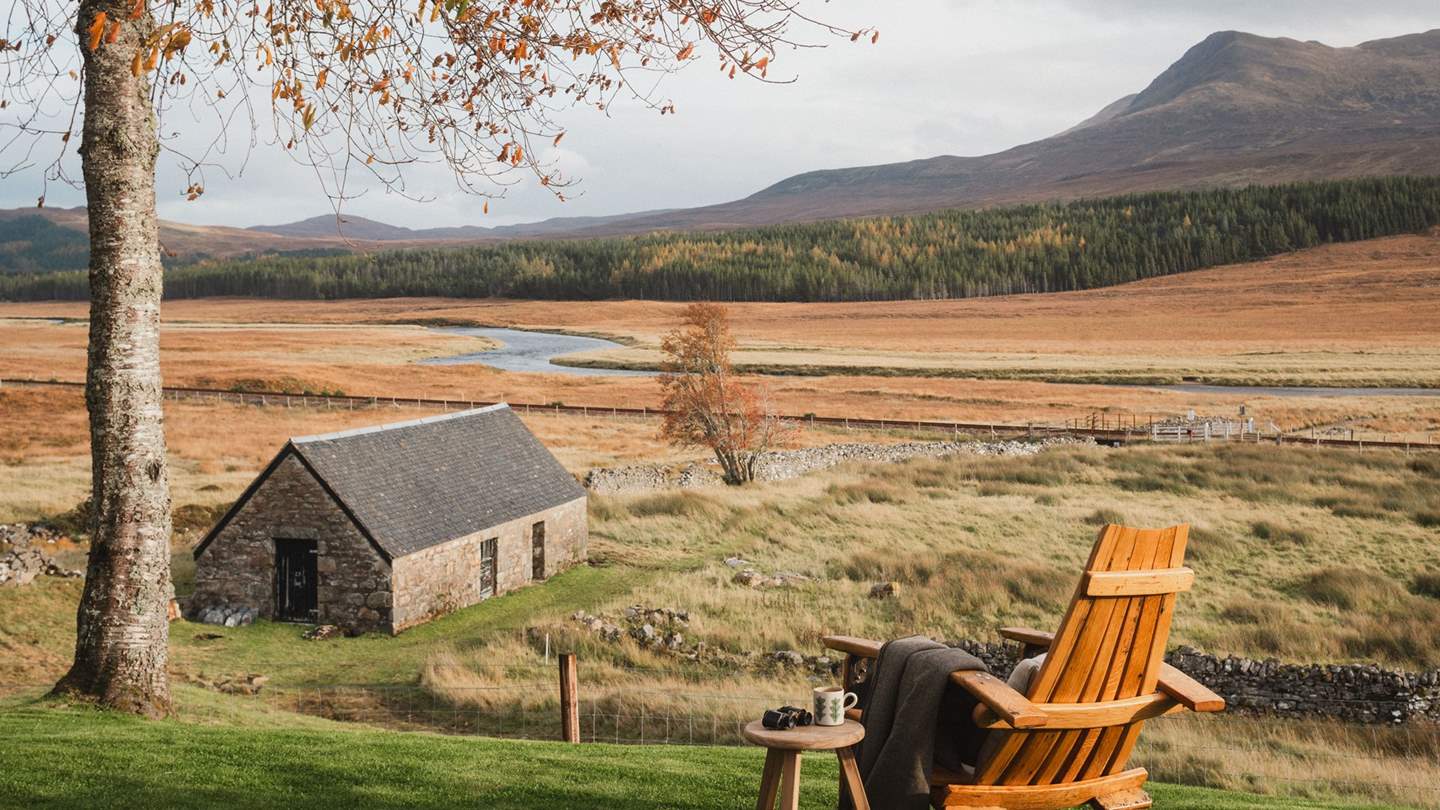 The gentle flow of river promises an enchanting outdoor soundtrack