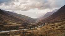 Ideally located between Achnasheen and Achanalt, there are a host of beautiful places to visit from Coorie