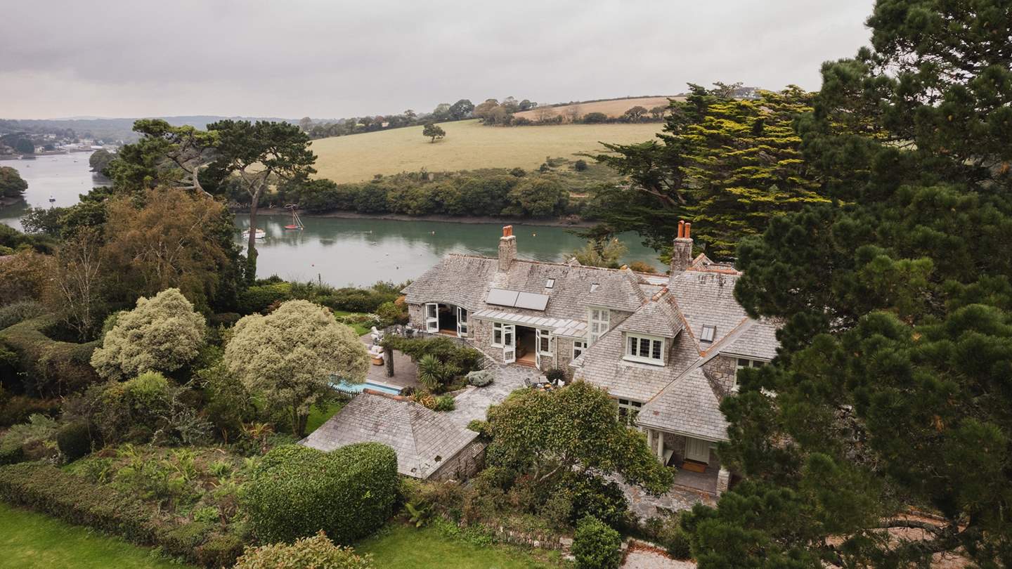 Embark on an escape from your wildest retreat reveries...