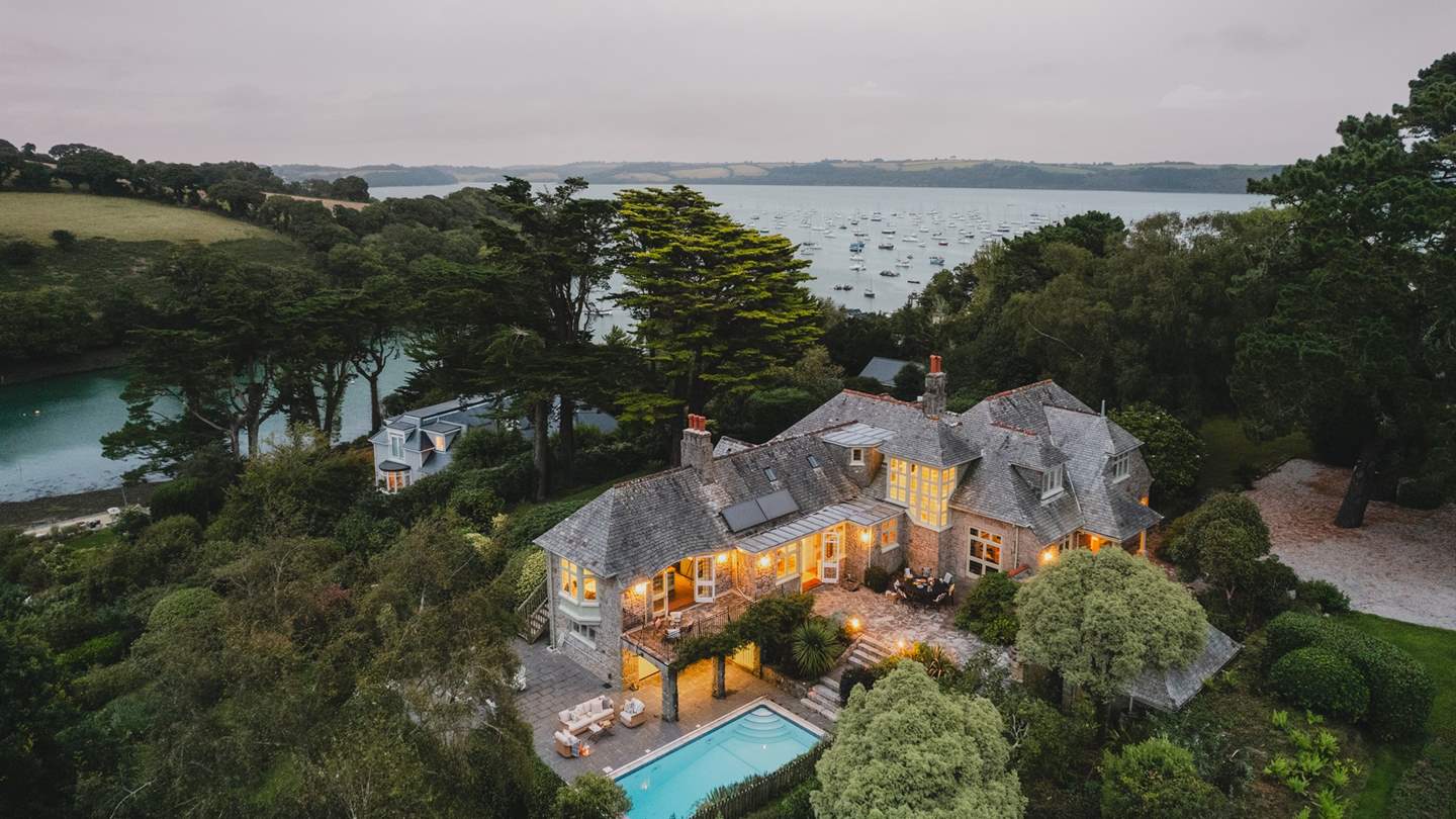 Enter a realm of retreat magic...