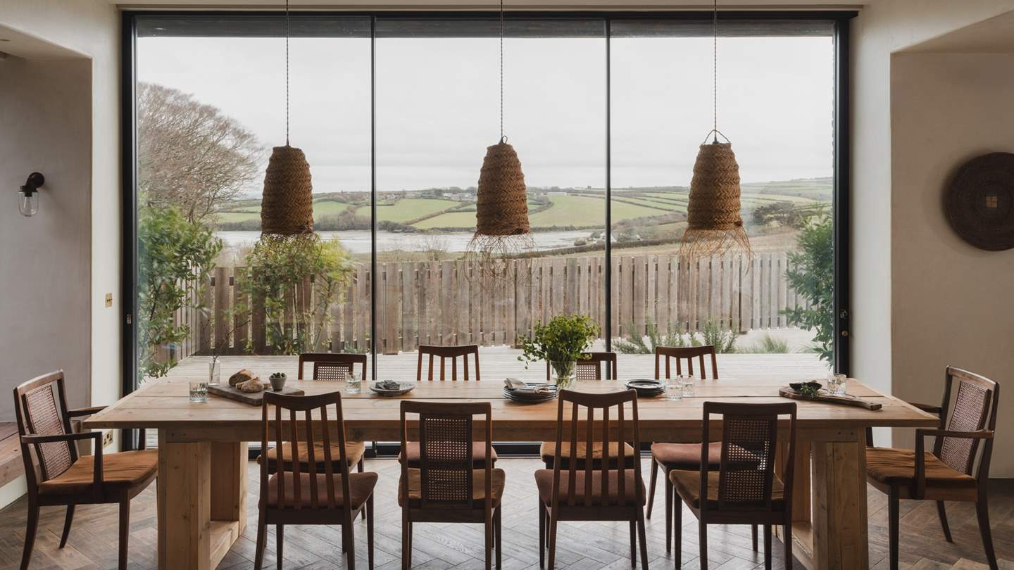 Tidal views over the Camel Estuary make for a heavenly dinner party addition