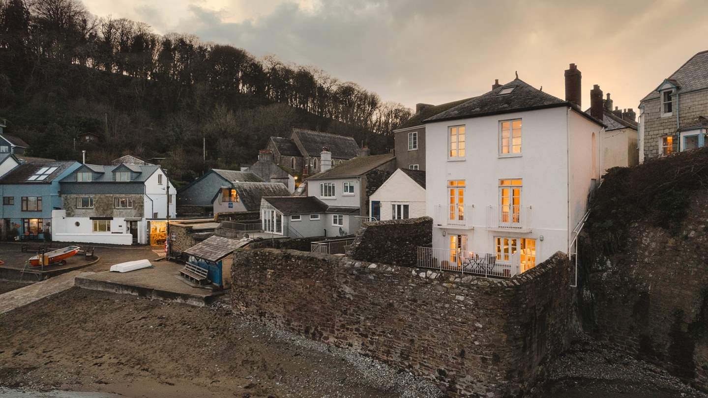 Nestled in the picturesque village of Cawsand on the Rame Peninsula, this four-storey abode basks in a stunning position directly above Cawsand Beach 