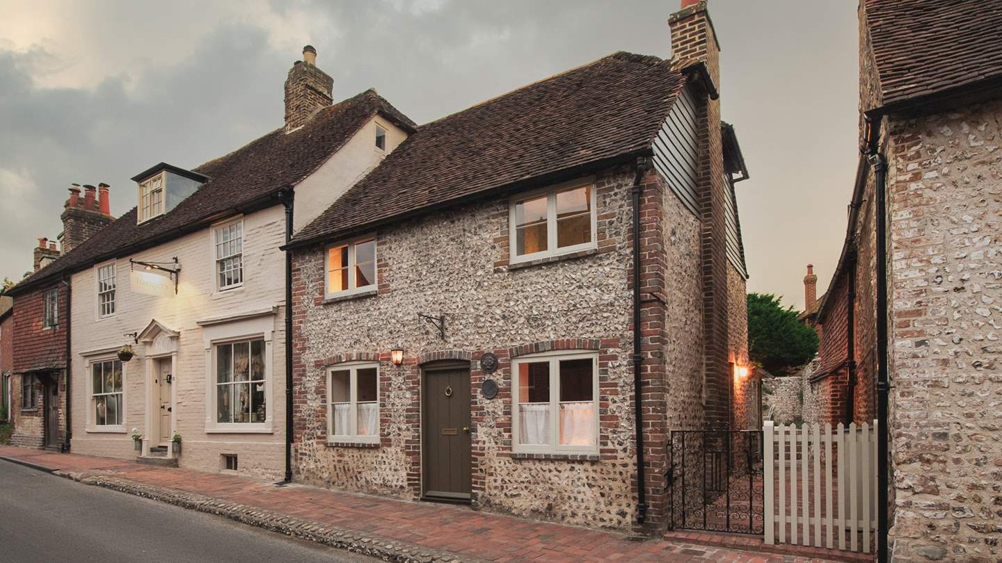 Plot a dream escape at our heavenly East Sussex homestay, where quintessential cottage romance resides for two guests... 