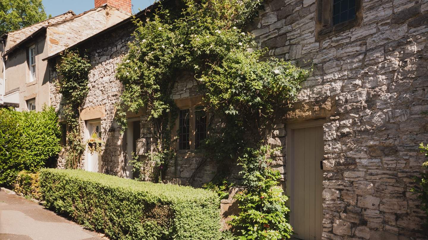 This romantic, 17th century abode promises an enchanting façade 