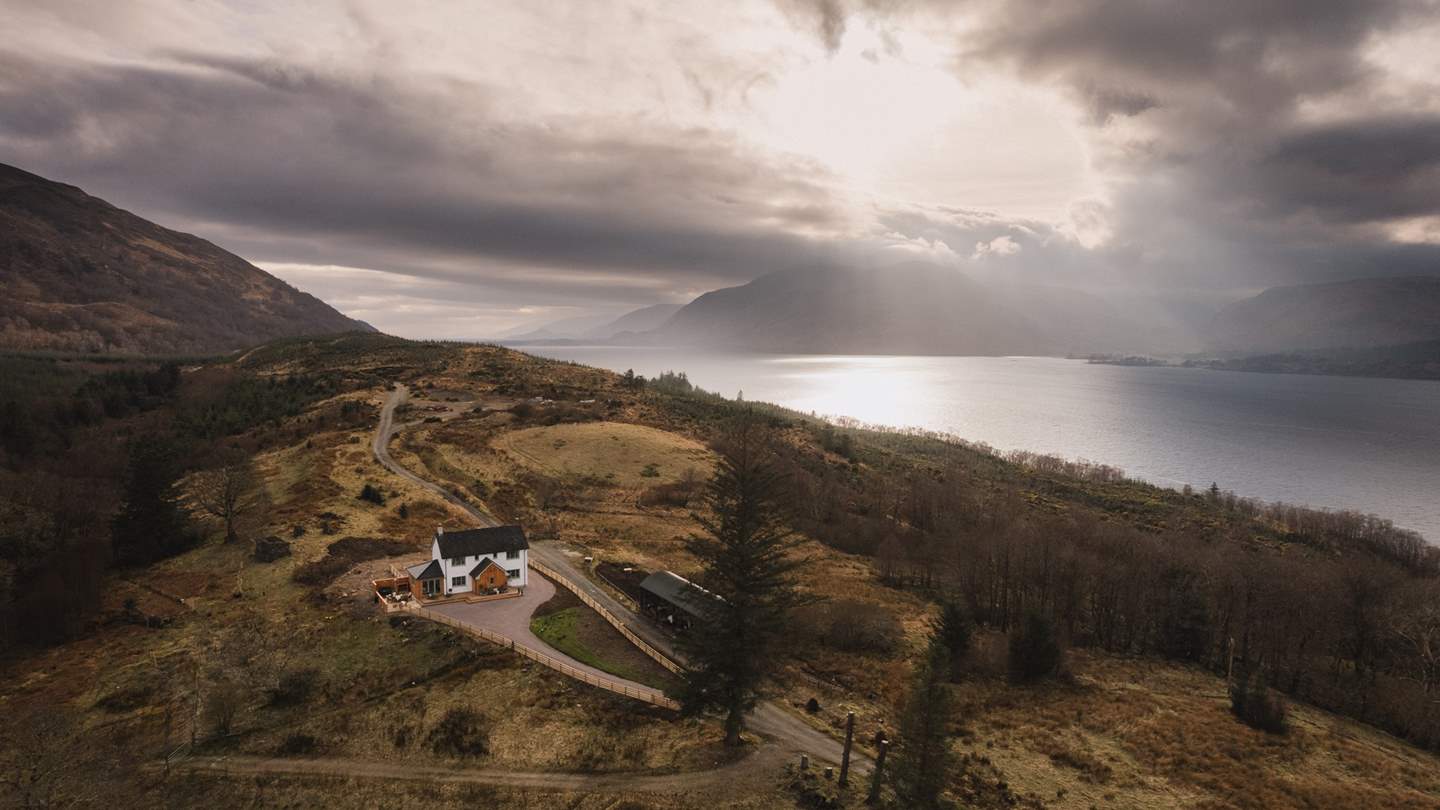 Seek luxury living at our tranquil dog friendly retreat for six