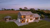 A dream-worthy escape awaits at our country retreat for two in Looe...