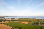Winslow is settled on the countryside fringes of Looe, yet is only a five-minute drive from the town’s charming oceanside harbour