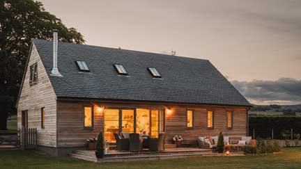 Nàdair - 4.8 miles W of Kirriemuir , Sleeps 6 + cot in 3 Bedrooms