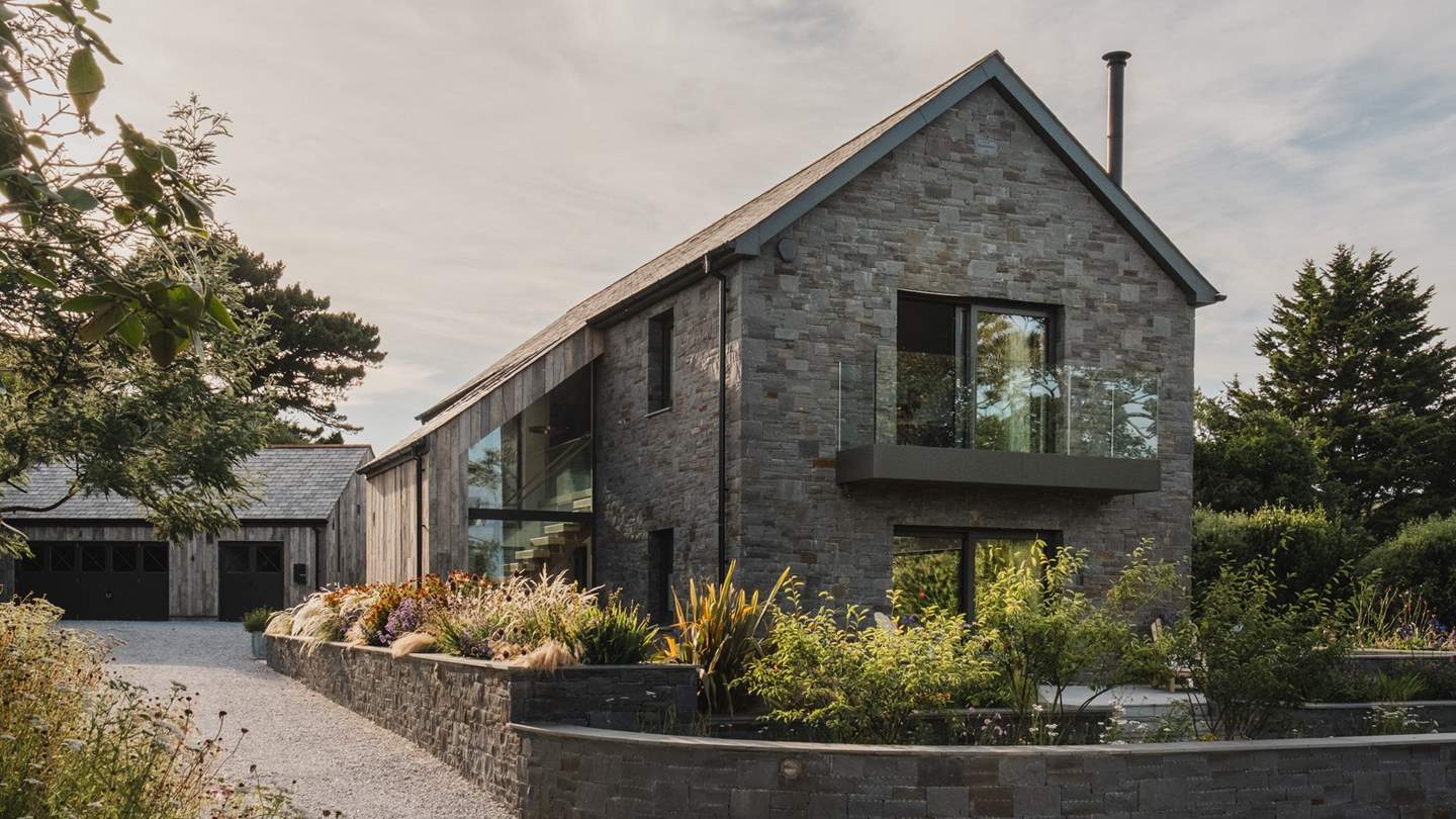 This beautifully landscaped garden sets the scene for the staycation of dreams 