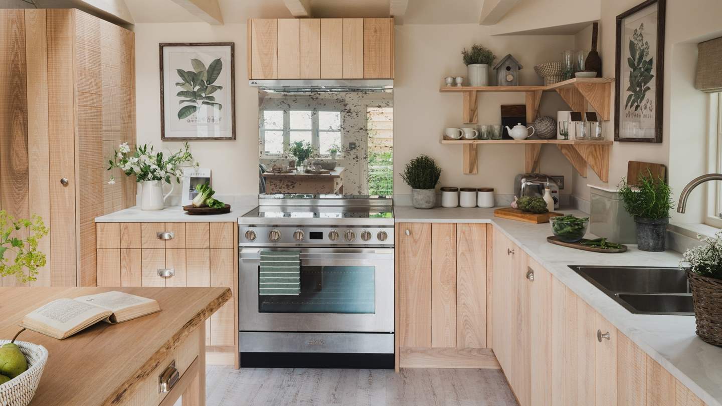 The kitchen is fully equipped with all you could possibly need to curate culinary masterpieces