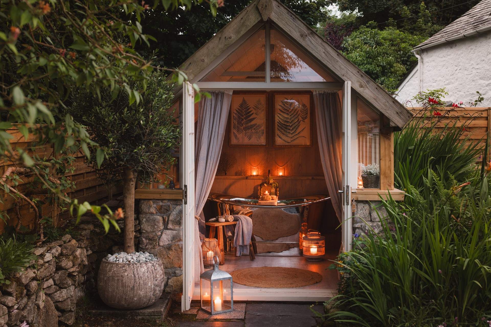 Tranquillity awaits at our romantic retreat for two on the edge of Bodmin Moor...