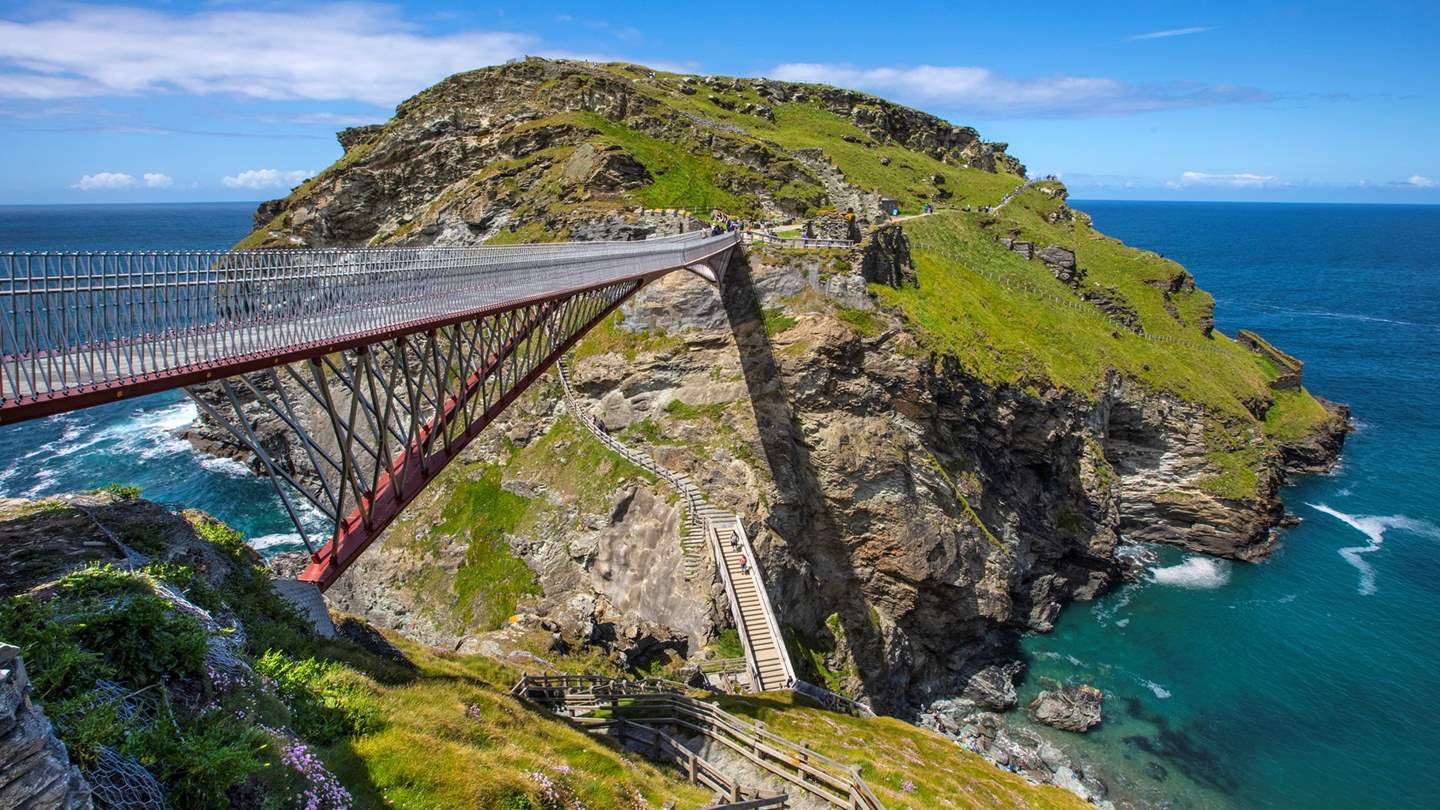 Explore Tintagel, with its historic and legendary castle