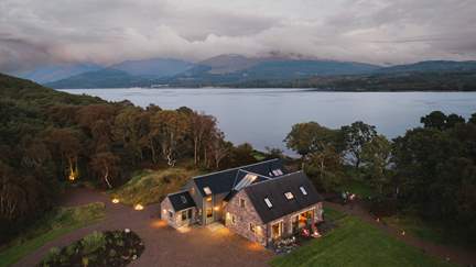 Dalriadan - 2.7 miles S of Appin, Sleeps 8 + cot in 4 Bedrooms