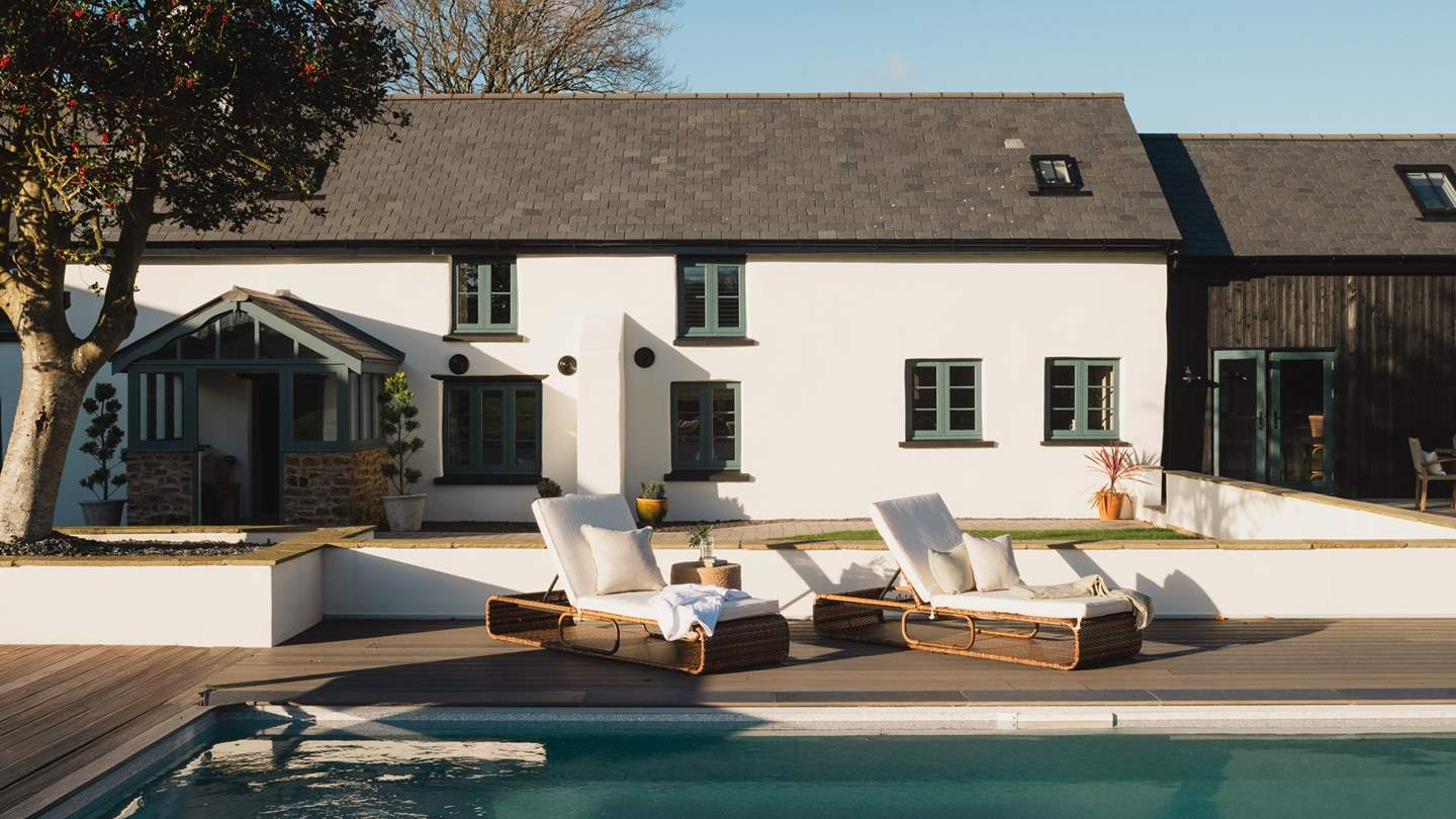 The outdoor pool is perfectly heated for balmy dips at dusk (available April - October)