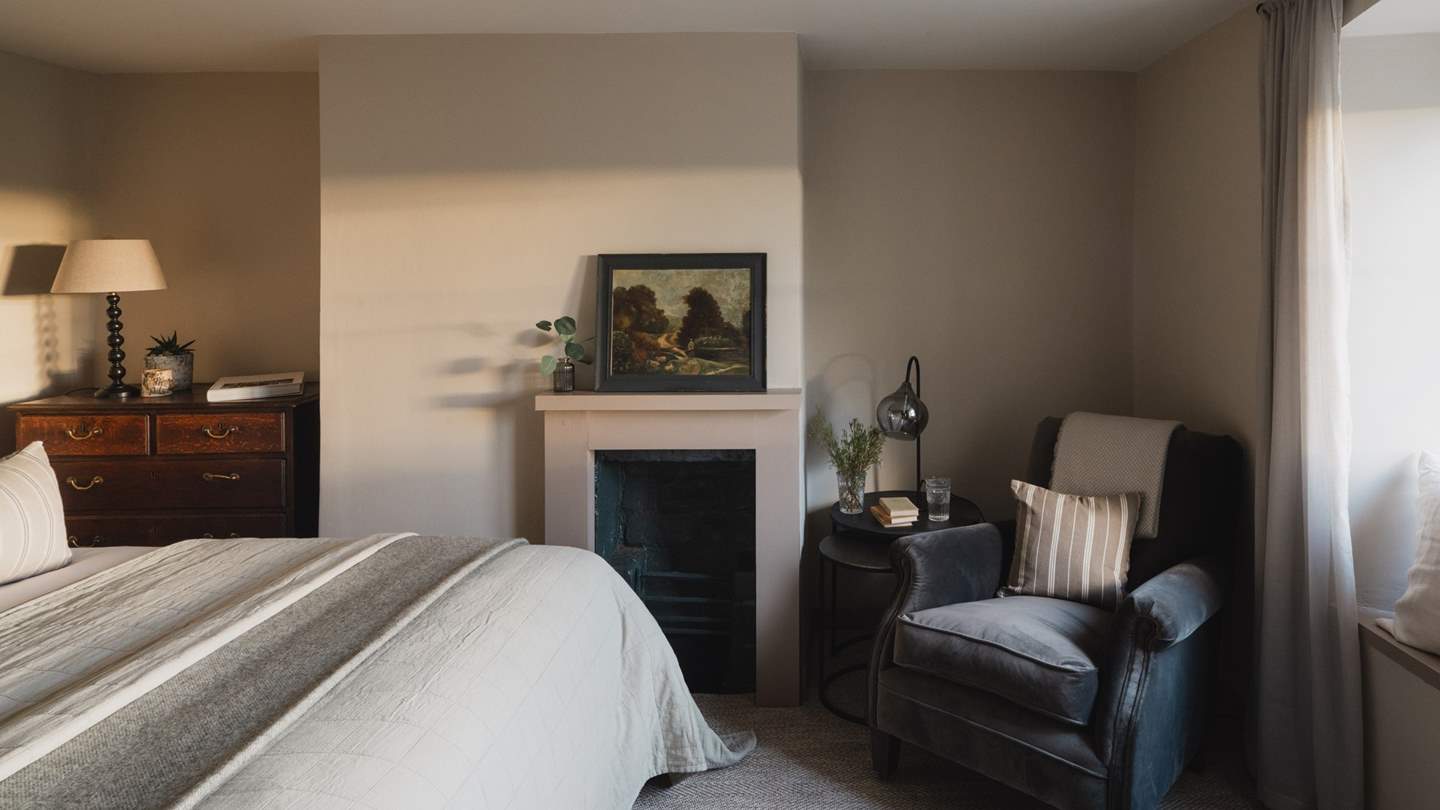 Promising period features and antique pieces, this bedroom is a stunning space to reside