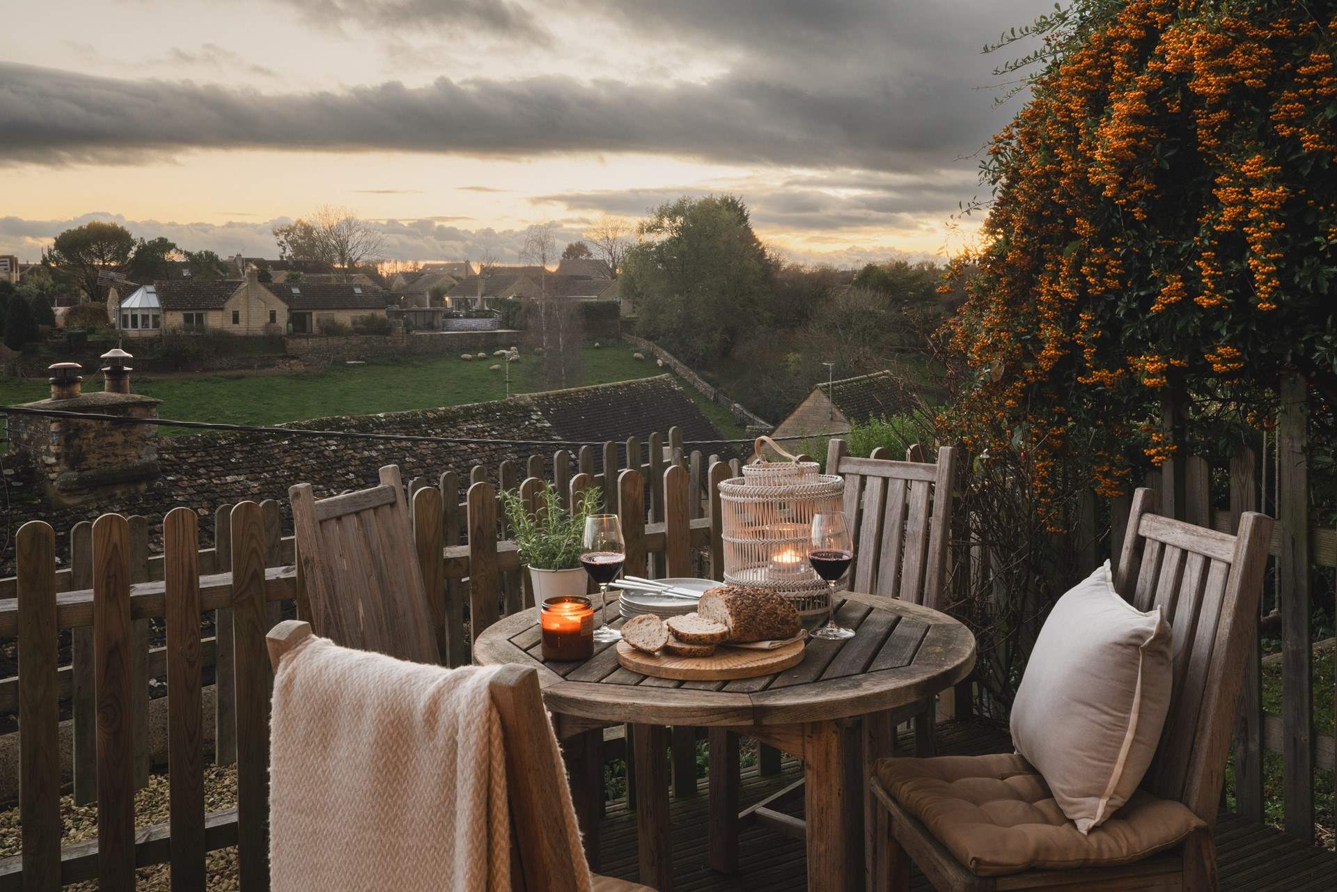Escape to the honey-hued realms of the Cotswolds to find our darling cottage for four...