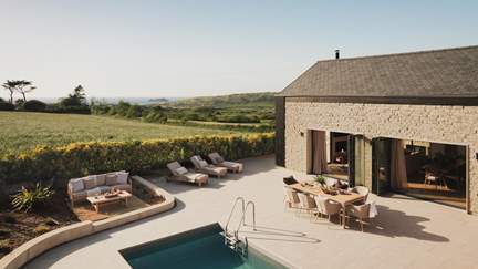 Polaris - Gwithian, Sleeps 10 + cot in 5 Bedrooms