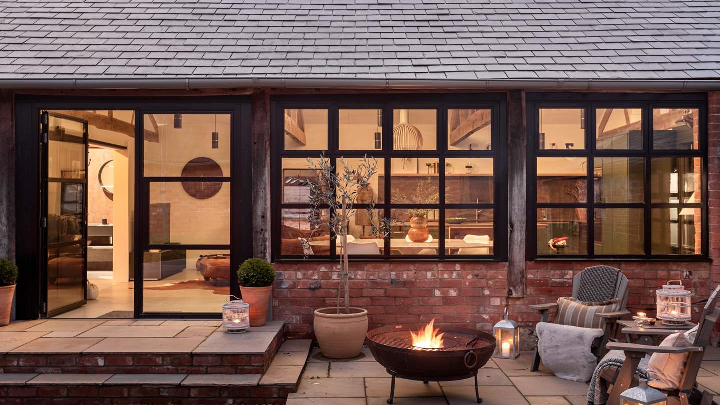 For the timeless romantics and seekers of rural reveries, uncover a spellbinding escape at The Cowhide in Herefordshire