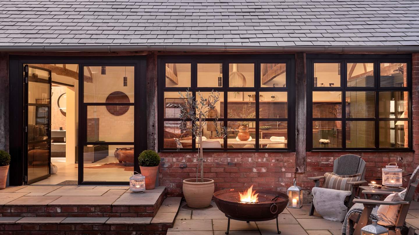 For the timeless romantics and seekers of rural reveries, uncover a spellbinding escape at The Cowhide in Herefordshire