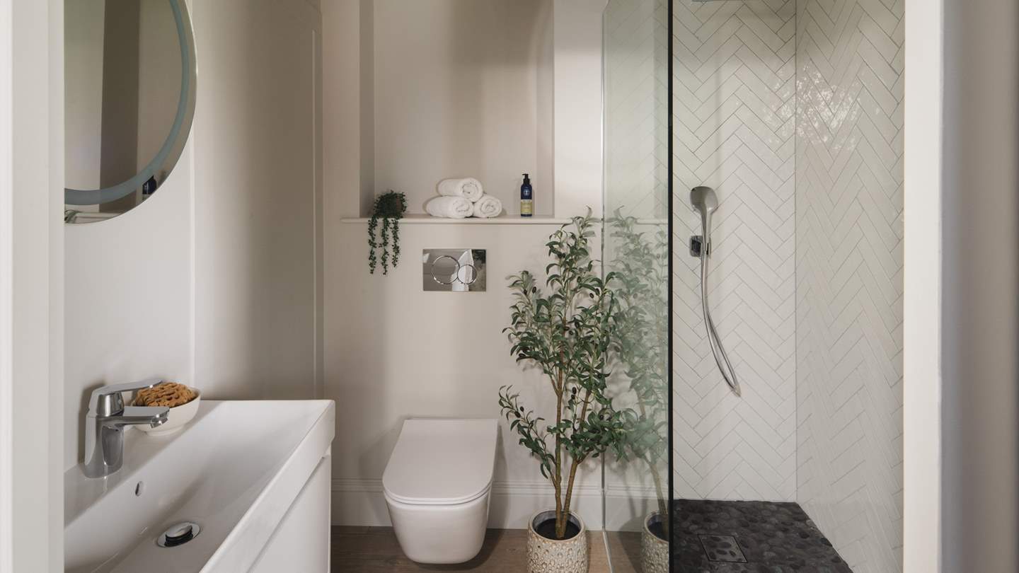 Uncover private suites and a shower