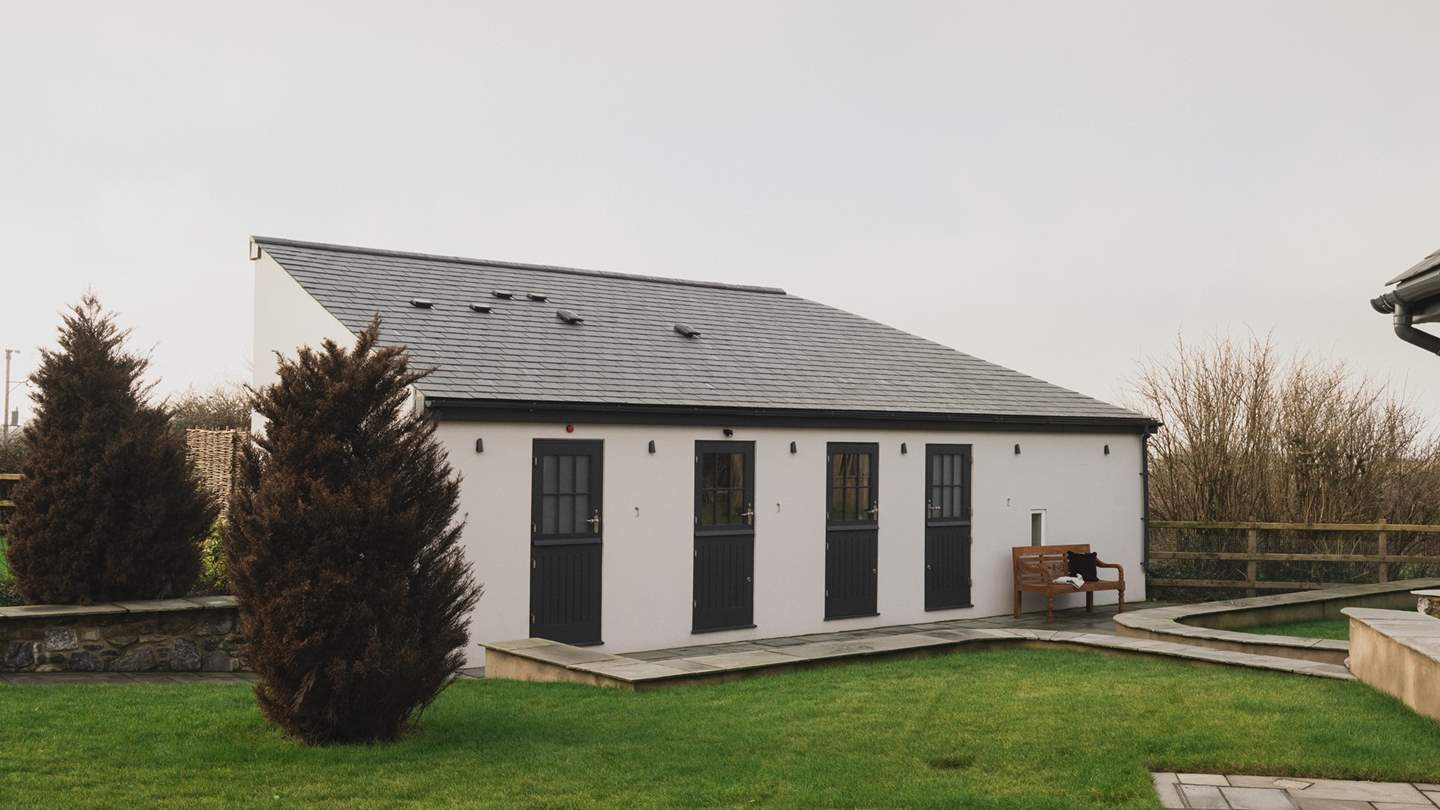 Set in a separate outbuilding, uncover the luxurious addition of a bespoke therapy and treatment room