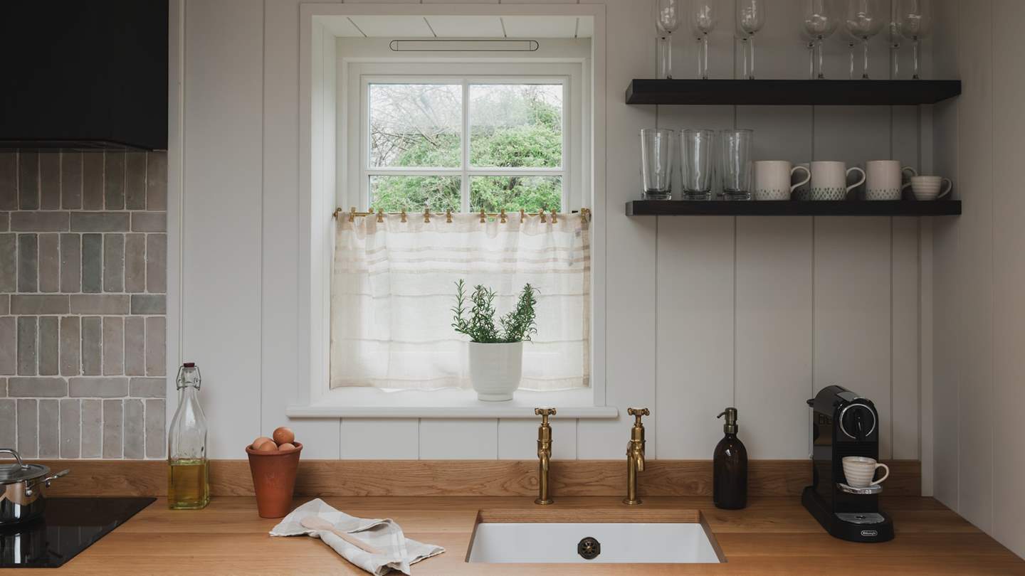 Everything you could require is on hand in this gorgeous space