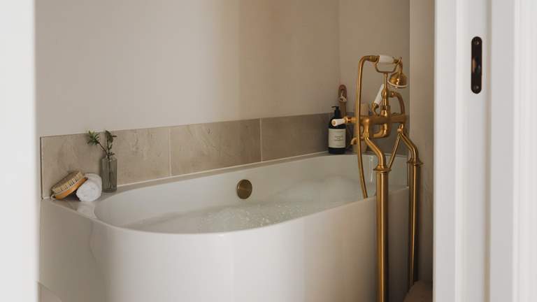 Coravue - Sleeps 6 + cot - Appledore