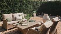 You’ll find a low level for enjoying aperitifs and nibbles, and a high level for dining