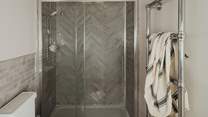 Complete with a heavenly rainfall shower
