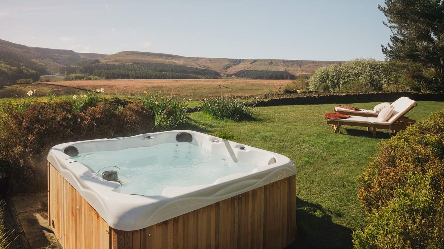 Enjoy hot tub dips with the most breathtaking views