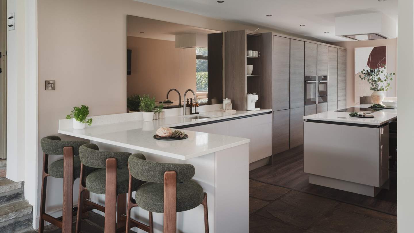 Inspiring you to craft flavourful dishes, uncover the contemporary kitchen 