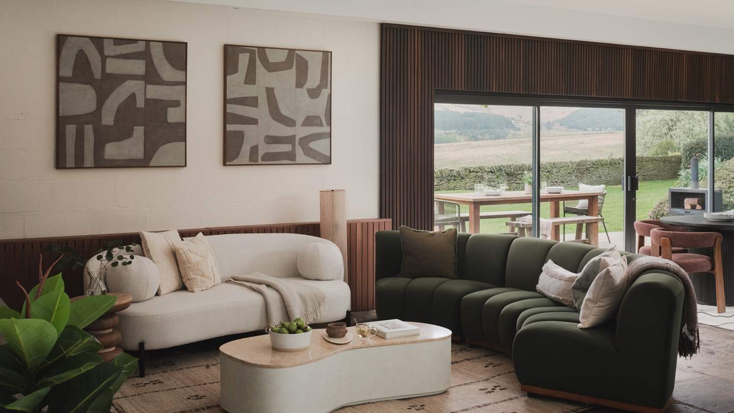 Unwind and entertain in Boutique luxury