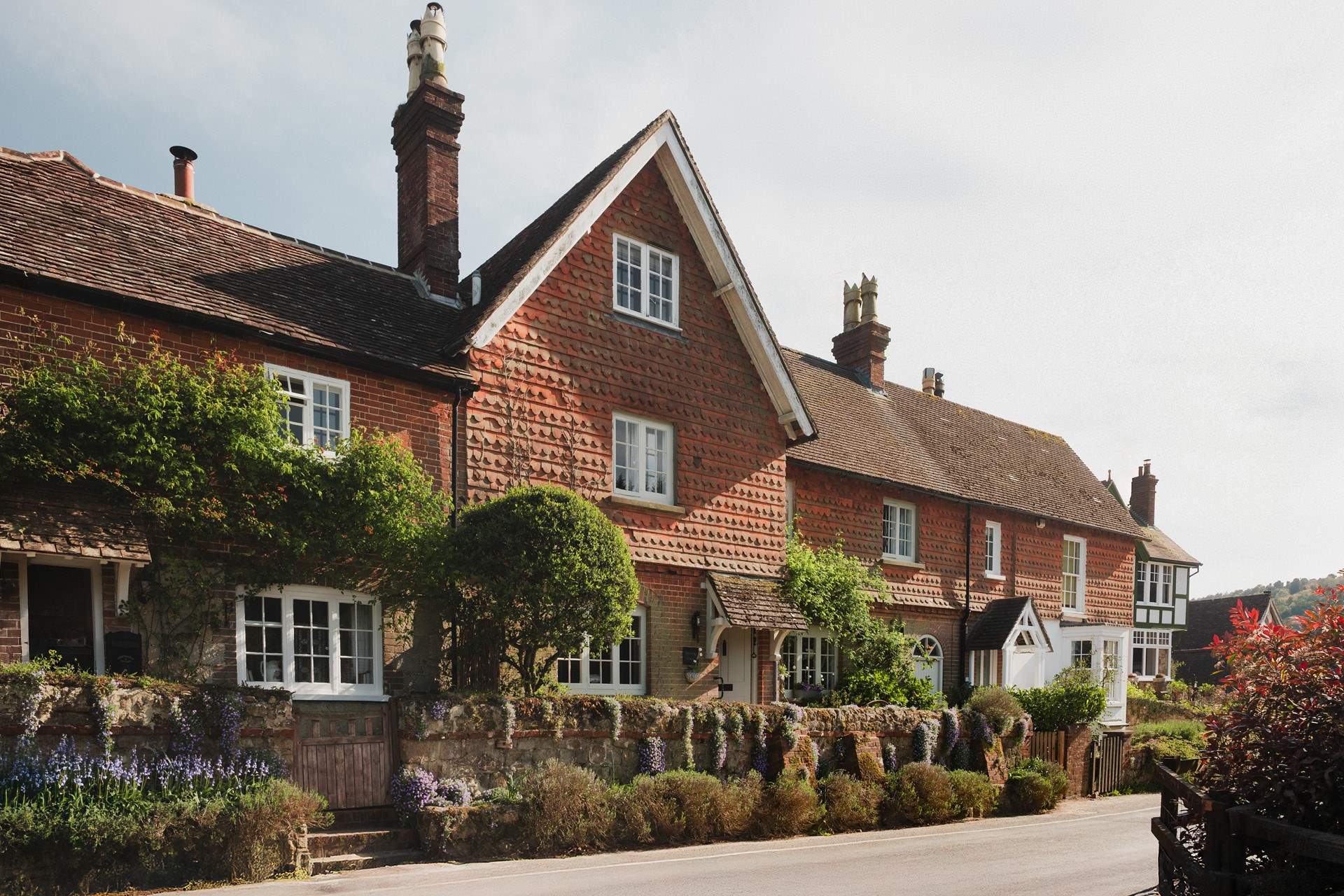 Uncover the storybook charm of our luxury, dog friendly cottage for six in the Surrey Hills...