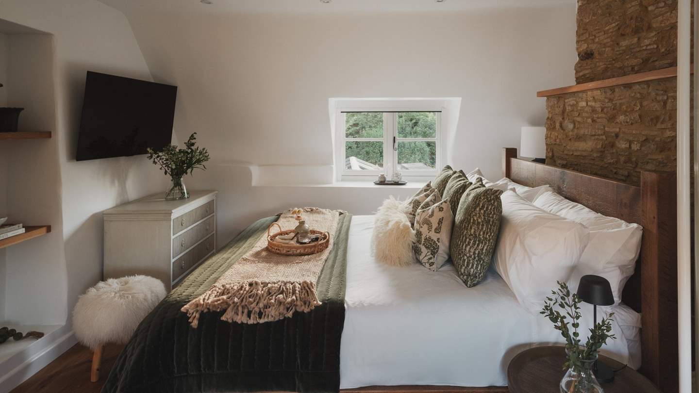 Uncover three first floor bedrooms at Reverie, where beds swathed in 400-thread-count Egyptian cotton 