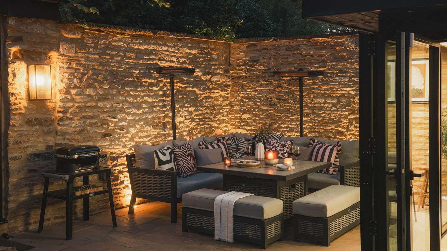 Spend evenings alfresco, sharing conversation into the late hours...