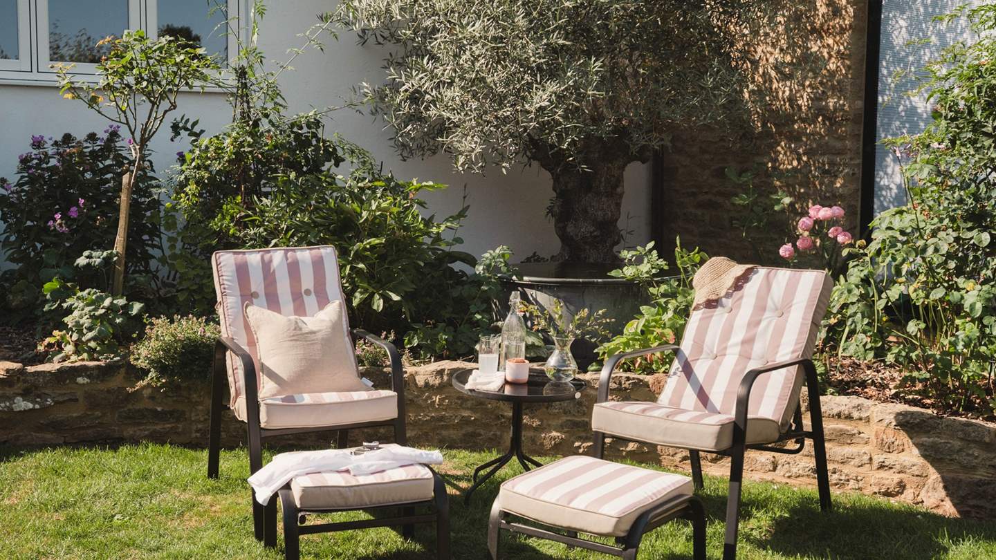 Savour afternoon tipples beneath blue skies