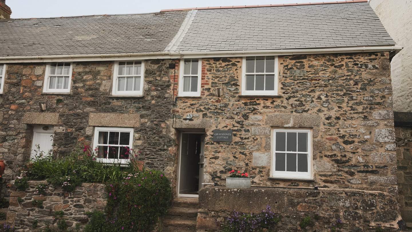 Settled in the charming Marazion, our dreamy cottage lies just a short wander from the square