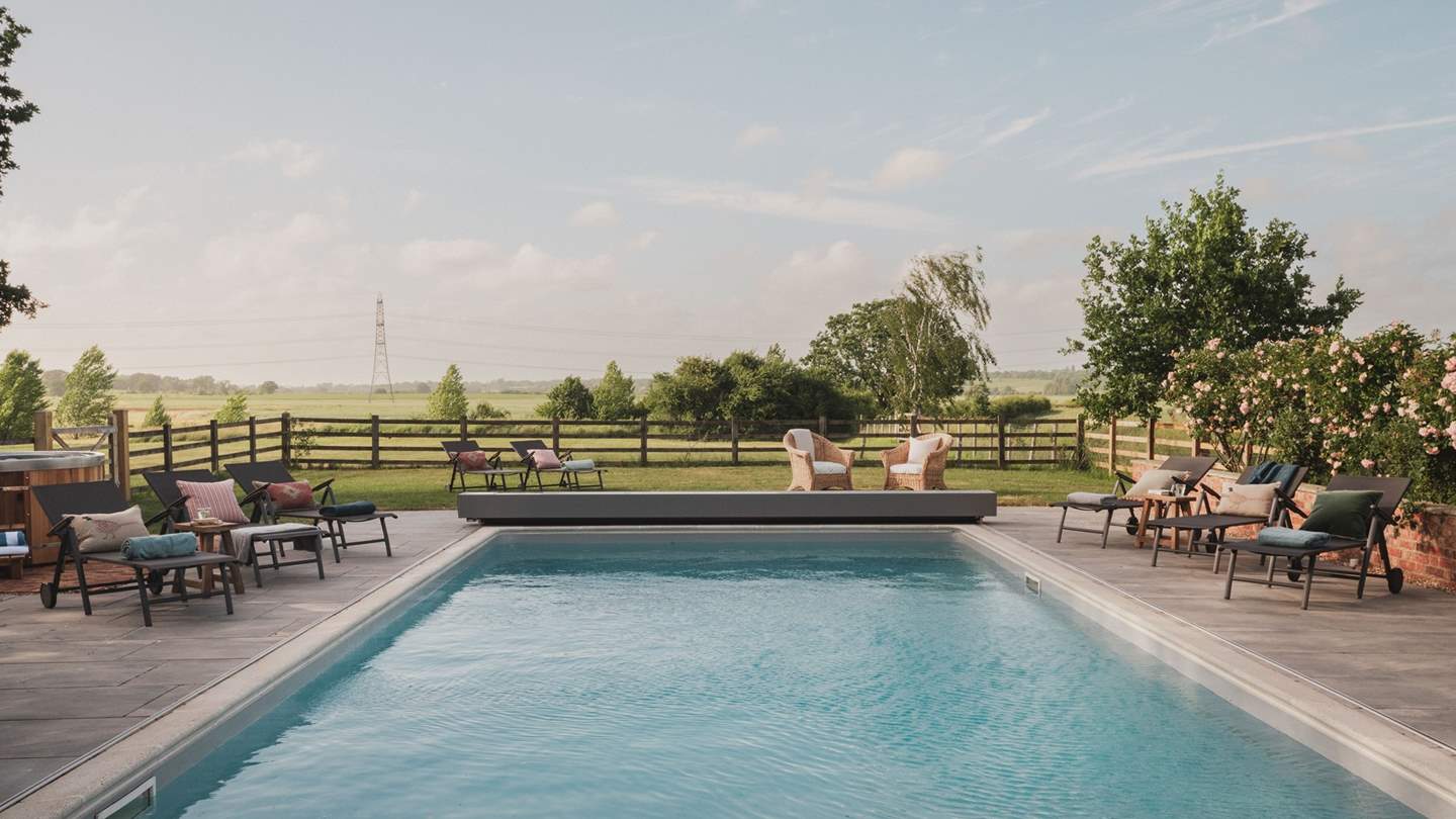Available from the Easter holidays until October, this crystalline gem beckons for revitalising waterside moments under sun-kissed skies