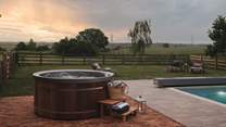 Dusk hot tub dips have never been so enchanting...