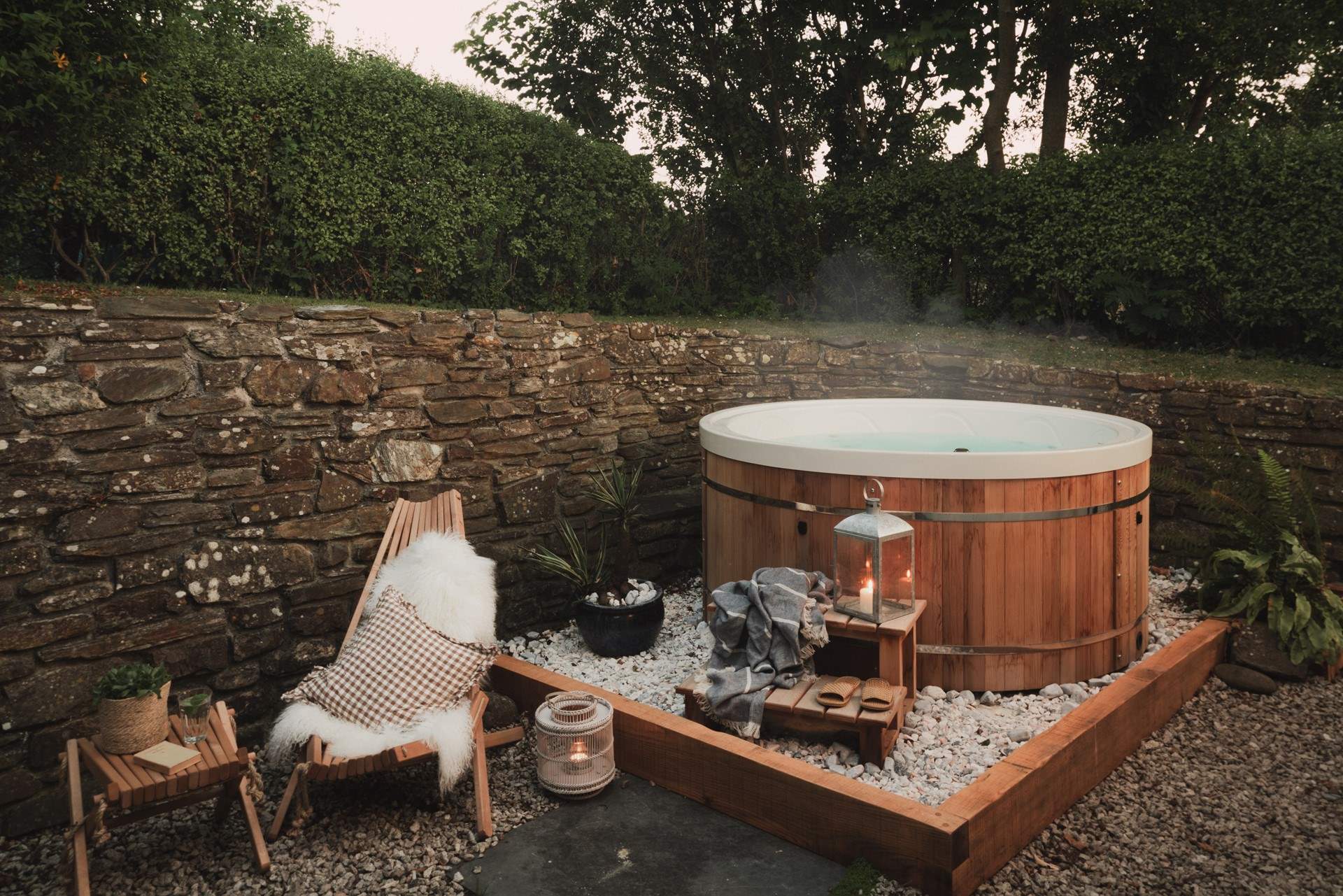 Uncover vintage charm at our luxury home for six near Bude...